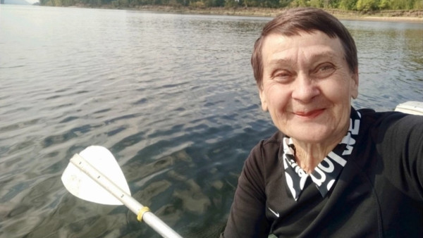 71-летняя пенсионерка из Самарской области покорила горы Алтая