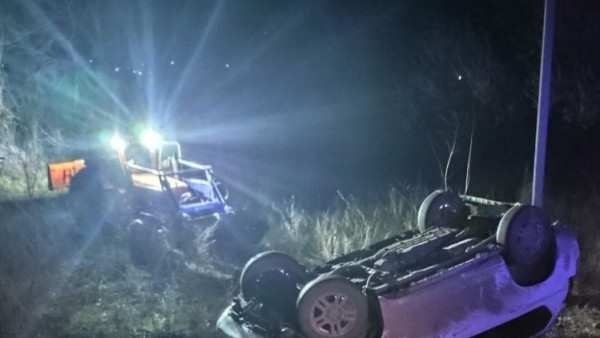 В Самарской области перевернулась Toyota: пострадавшая сама добралась до больницы