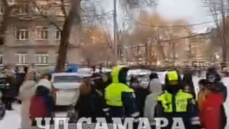 В Самаре экстренно эвакуировали учащихся школы №166