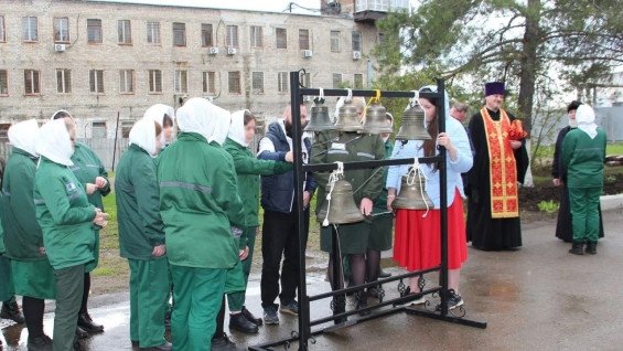 В самарских колониях осуждённых обучают искусству колокольного звона