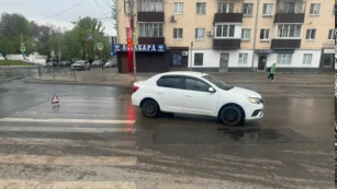 В Самаре 88-летняя пенсионерка попала под колеса Renault Logan