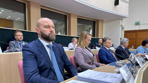 Бывший премьер-министр Самарской области Михаил Смирнов вернулся в Газпром