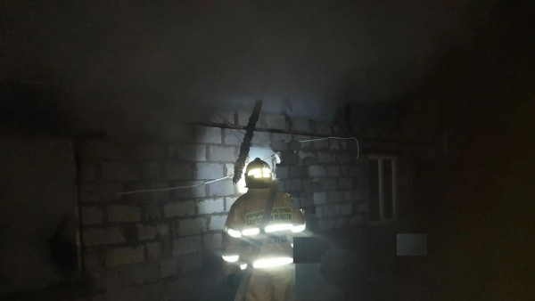 Под Самарой утром 9 октября загорелись надворные постройки