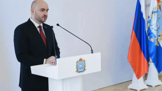 Вячеслав Федорищев вручил награды выдающимся выпускникам