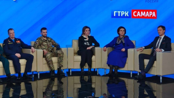 Поздравление с Днем защитника Отечества директора ГТРК «Самара», председателя комитета по культуре, спорту, молодежной политике и туризму Самарской Губернской Думы Елены Крыловой