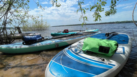 Самарским сапбордистам запретили пересекать Волгу и плавать без жилетов с 2026 года