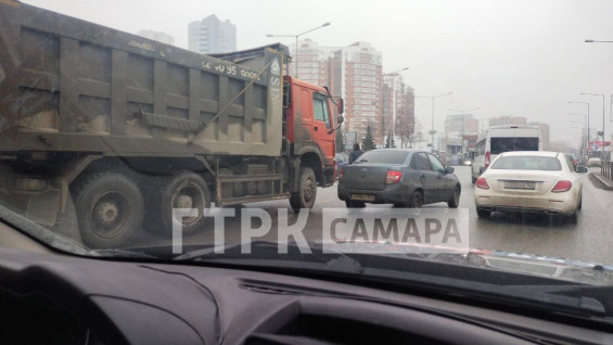 В Самаре 12 марта из-за ДТП образовалась большая пробка в центр города