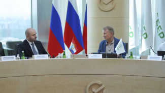 Вячеслав Федорищев и Герман Греф подписали соглашение о развитии искусственного интеллекта в Самарской области 