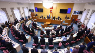 По предложению губернатора более 10 млрд рублей из областного бюджета будут дополнительно направлены на социальные нужды