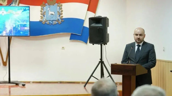 В. Федорищев наградил лучших сотрудников МЧС 4 октября 