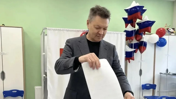 Герой России Олег Кононенко проголосовал на выборах-2026