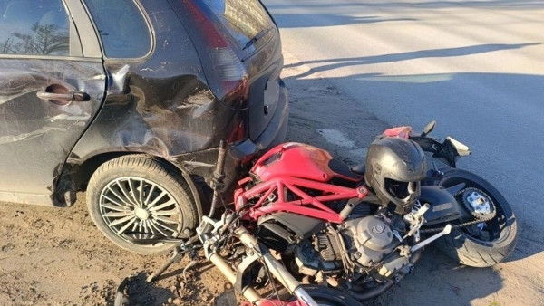 Полиция показала кадры жесткого ДТП с мотоциклистом под Самарой