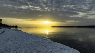 На Солнце утром 30 марта произошла вспышка высшего балла