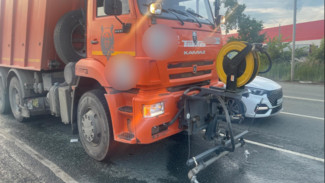 В Самаре водитель КамАЗа спровоцировал ДТП с несколькими авто