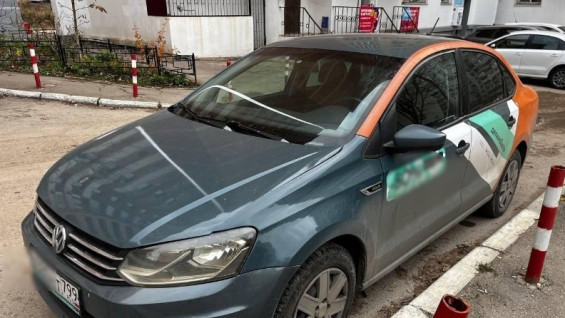 Под Самарой пьяный автохам угнал каршеринговый Volkswagen через приложение жены