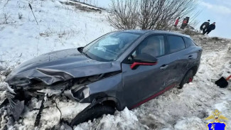 В Самарской области столкнулись «Лада» и Omoda: пострадала 7-летняя девочка