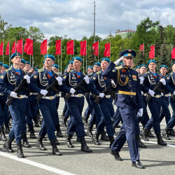 День Победы-2026: полная запись военного парада в Самаре 9 мая 2026