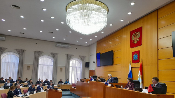 Руководители фракций в Самарской Губернской Думе прокомментировали принятие бюджета Самарской области на 2026 год