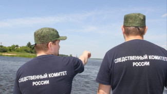 В Самаре катер сбил двух сапбордистов на Волге