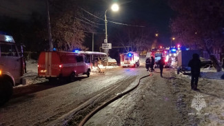 Рано утром 4 января в Самаре загорелись жилые дома на ул. Молодогвардейской