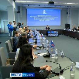В Самаре состоялось расширенное заседание регионального политсовета регионального отделения партии Единая Россия