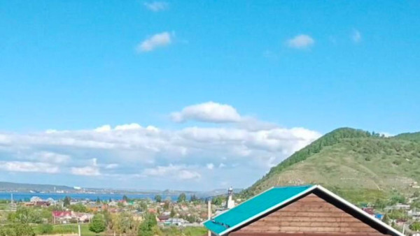 Под Самарой за Волгой распродают элитные коттеджи