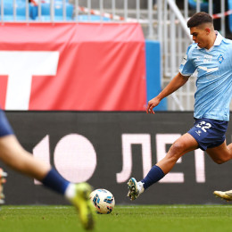 Самарские "Крылья Советов" сыграли вничью с питерским "Зенитом"