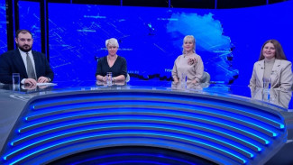 «Актуальное интервью»: к вопросу о семейной и социально-демографической политике региона