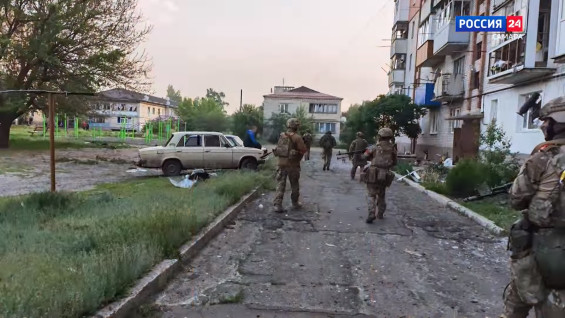 «Не бейте, не бейте»: как встречают российских военных в зоне СВО