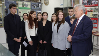 В Самарской Губернской Думе к Всероссийскому дню правовой помощи детям заработает горячая линия