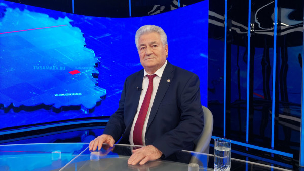 Председатель Самарской Губернской Думы, академик РАН Геннадий Котельников поздравил жителей региона с Днем энергетика