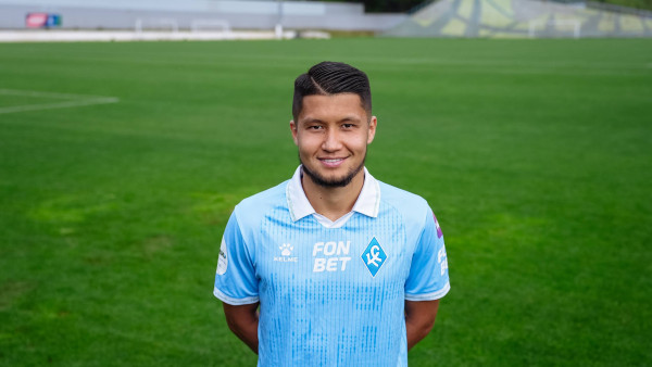 Ильзат Ахметов из "Зенита" перешёл в "Крылья Советов"