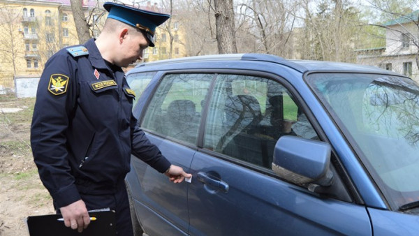 Прятался и сопротивлялся: в Самаре арестовали неплательщика алиментов