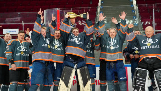 Развивают любительский спорт: компании региона приняли участие в хоккейном турнире на Кубок Сбера 