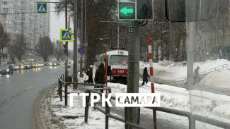 В Самаре 3 марта встали трамваи из-за обрыва проводов на проспекте Ленина