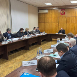 Губернатор Вячеслав Федорищев провел в Самаре заседание штаба по поддержке ОПК