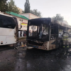 МЧС: пожар в Самаре спалил два автобуса на Московском шоссе 29 августа