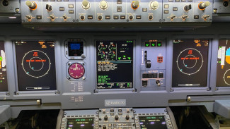 В небе над Самарой самолет ушел на 2 круг из-за возможного отказа систем