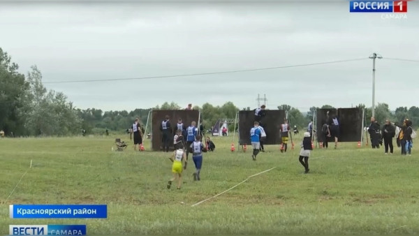 В ежегодной «Гонке героев» под Самарой приняли участие более 2000 человек