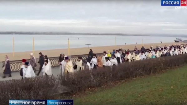 Масштабный крестный ход объединил тысячи гостей и жителей областной столицы 