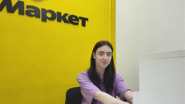 Самарская студентка с ДЦП стала сотрудницей пункта выдачи заказов