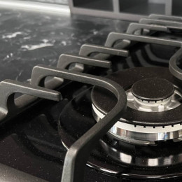 Стало известно о состоянии самарской семьи с двумя детьми после отравления угарным газом