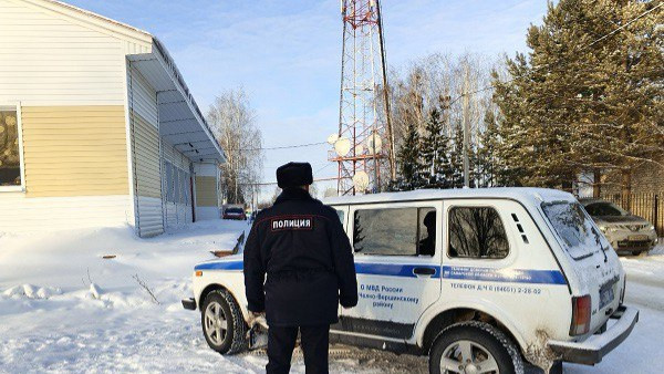 В Самаре за попытку похищения ребенка полиция разыскивает мужчину на тонированном фургоне