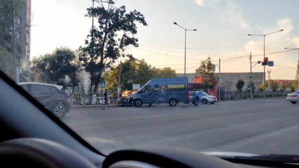 В полиции назвали причину массового ДТП с газелью на улице Ново-Садовой в Самаре  