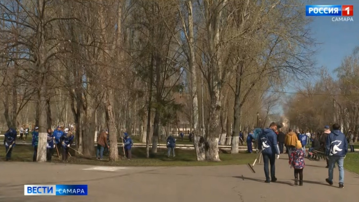 Драка в самаре парк победы. Сквер самарец Самара. Парк Победы после реконструкции. День Победы в парке. Сквер зим Самара.