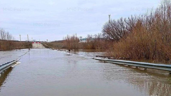 В Самарской области затопило два моста 18 марта 