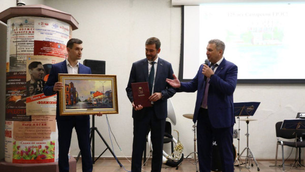 Сотрудников самарской ГРЭС наградили в честь 125-летнего юбилея организации