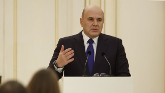 Михаил Мишустин вручил премии Правительства РФ представителям СМИ