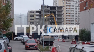В Самаре начали сносить долгострой на улице Киевской