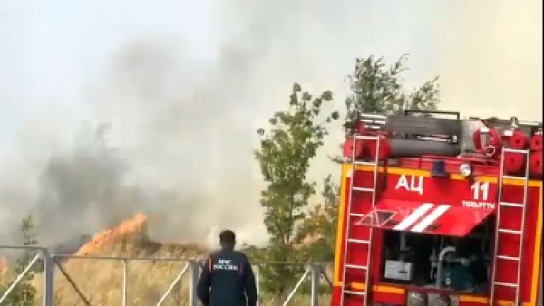 В Тольятти не перестают полыхать природные пожары